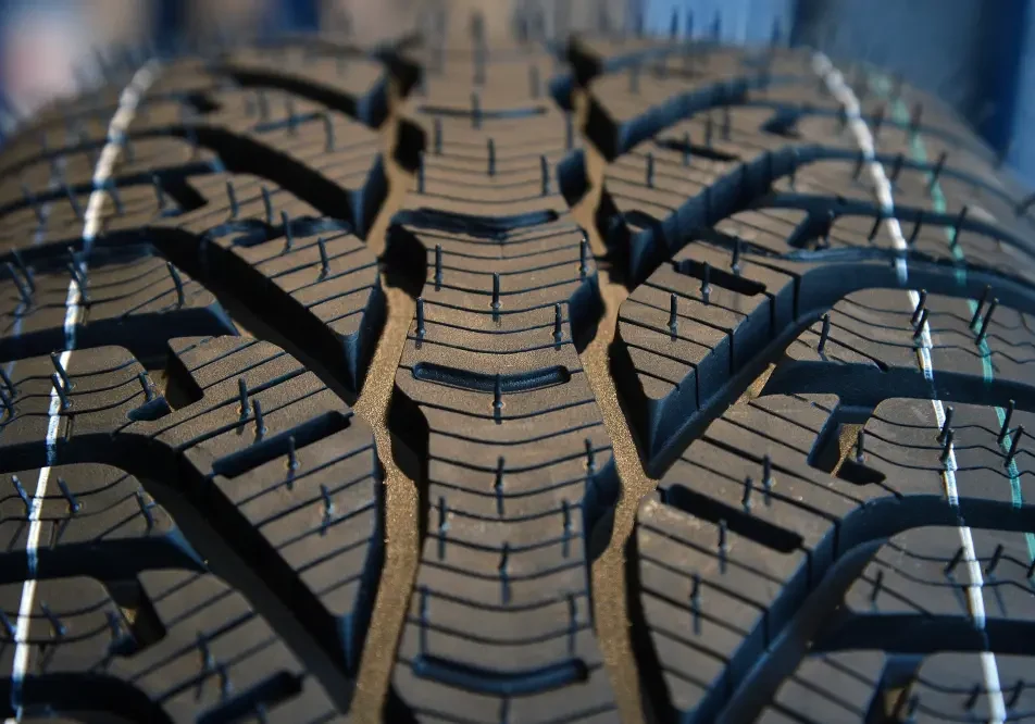 DEKRA_Car_001_office